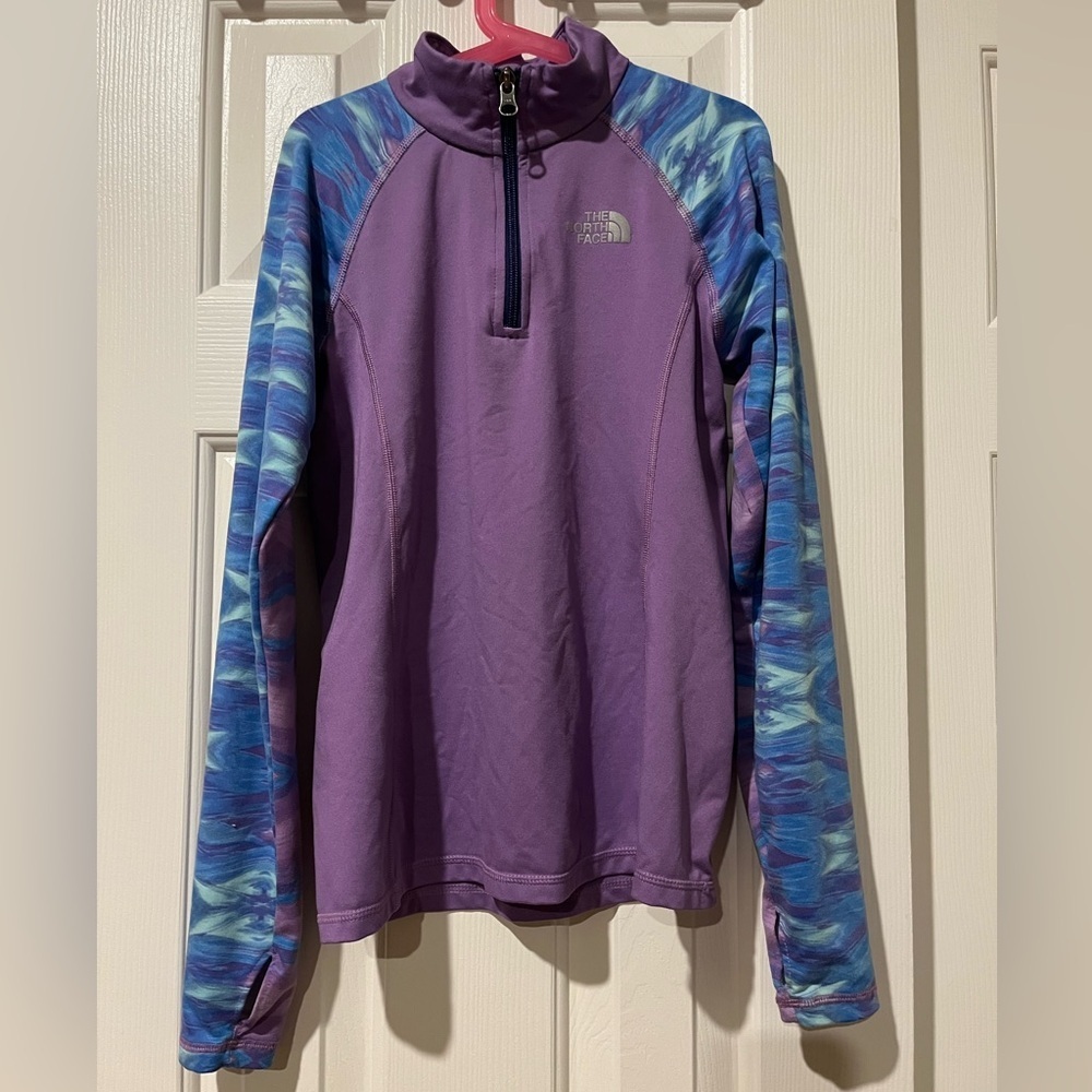 Girls Northface performance quart zip in M (10/12)